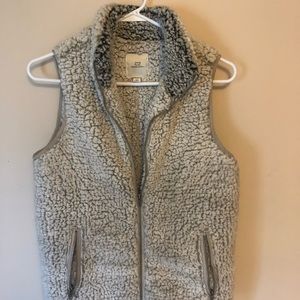 thread and supply sherpa vest